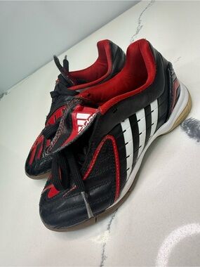 Adidas Predator Powerswerve Indoor Soccer Shoes Pulse Red Black Kids Size 12K